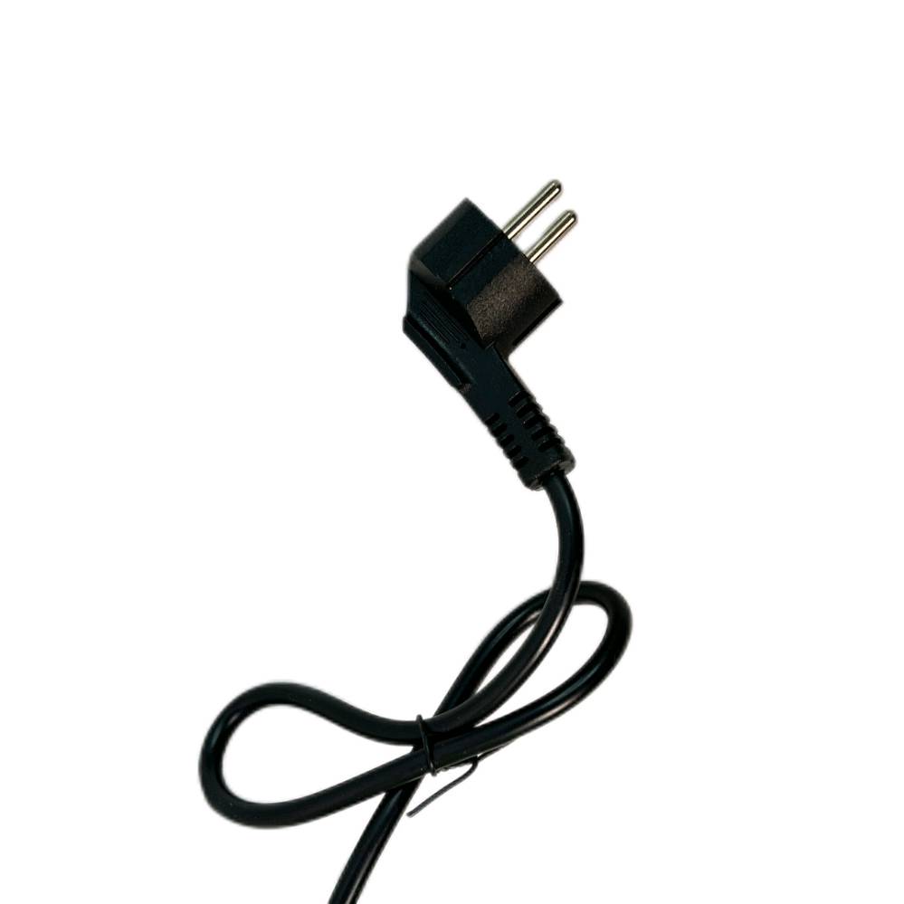 آلة صنع القهوة من راف – اختيارك المثالي كل صباح ☕🔥

إذا تحب تبدي يومك بفنجان قهوة مضبوط وبدون تعقيد، آلة صنع القهوة من RAV راح تكون صديقتك الجديدة بالبيت أو حتى بالسيارة!
السعر 35000 دينار فقط والتوصيل مجاني لكل المحافظات 🚚✨
التواصل على الواتساب كتابيًا فقط.

تخيل عندك جهاز صغير، أنيق، ويحضّرلك قهوة طازجة خلال ثواني…
مو بس هالشي، الجهاز يشتغل بضغط عالي يوصل 15 – 20 بار حتى ينطيك نكهة مركّزة وقوام غني مثل قهوة الكافيهات.

الجهاز يناسب الأشخاص اللي يحبّون القهوة بكل أشكالها:
قهوة مطحونة؟ أكياس قهوة؟ تريد فنجان قهوة سريع؟ كلشي يصير!
ويجي بسعة 0.42 لتر حتى يكفيك فنجان مضبوط بدون هدر.

أهم المميزات اللي تخلي الجهاز مطلوب:

تحضير القهوة بسرعة وسهولة بأي مكان

مناسب للبيت وللسيارة، وحجمه يركب بحوامل الأكواب بكل سهولة

فلتر شبكي قابل لإعادة الاستخدام حتى توفّر وتبقى القهوة بنفس النكهة

وظيفة الإغلاق التلقائي حتى يطفي وحده ويضمن أمان أعلى

سهل التنظيف وما ياخذ مكان

تصميم عصري يضيف لمسة مرتبة لطاولة المطبخ أو المكتب


المواصفات الفنية:
• الطاقة: 700W
• السعة: 0.42 لتر
• الجهد: 220V–240V، 50/60Hz
• الأبعاد: الطول 15cm، العرض 12cm، الارتفاع 24cm
• وزن خفيف وحجم مثالي للسفر

🌟 اشتري الآن قبل نفاد الكمية! 🌟
السعر: 35000 دينار فقط
التوصيل: مجاني 🚚
التواصل: الواتساب كتابيًا فقط


---