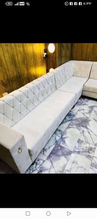 تخفيضات • عرض محدود • كنب