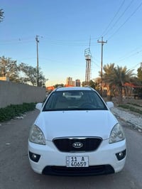 كيا كارنزا موديل 11 خليجي بسمي رقم بغداد انكليزي السيارة بدون صبغ فقط ...
