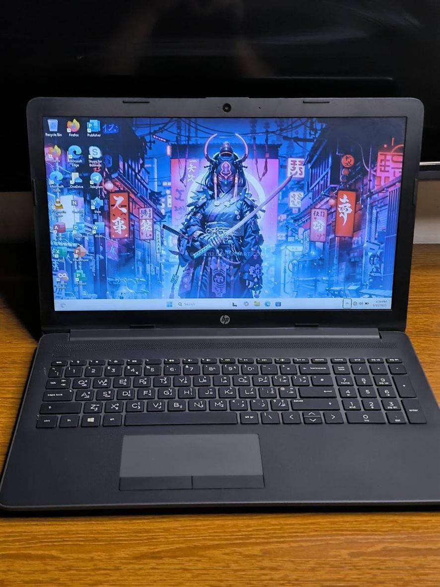 لابتوب HP - الجيل الثامن - هارد عملاق 1256 كيكا!!

كور i5 جيل 8 / رام 8 كيكا DDR4 

هاردين : الأول SSD حجم 256 كيكا .. الثاني HDD حجم 1 تيرا (المجموع حجم عملاق 1256 كيكا)

كارت شاشة Intel UHD Graphics 620 حجم 4 كيكا 

شاشة 15.6 انج

أحدث و أسرع نسخة وندوز - Windows 11 Pro – 25 H2

#السعر 375 ألف مع #سيت_هدايا_موضح_بالصور 🥳

#ملاحظة: ضمان إسبوع إستبدال فوري + يوصلك مع الهدايا مغلف داخل كارتونه بكل عنايه وأناقة 🎁

مكاني بغداد (توصيل #مجاني بكل العراق)

*********** (موجود واتساب)
