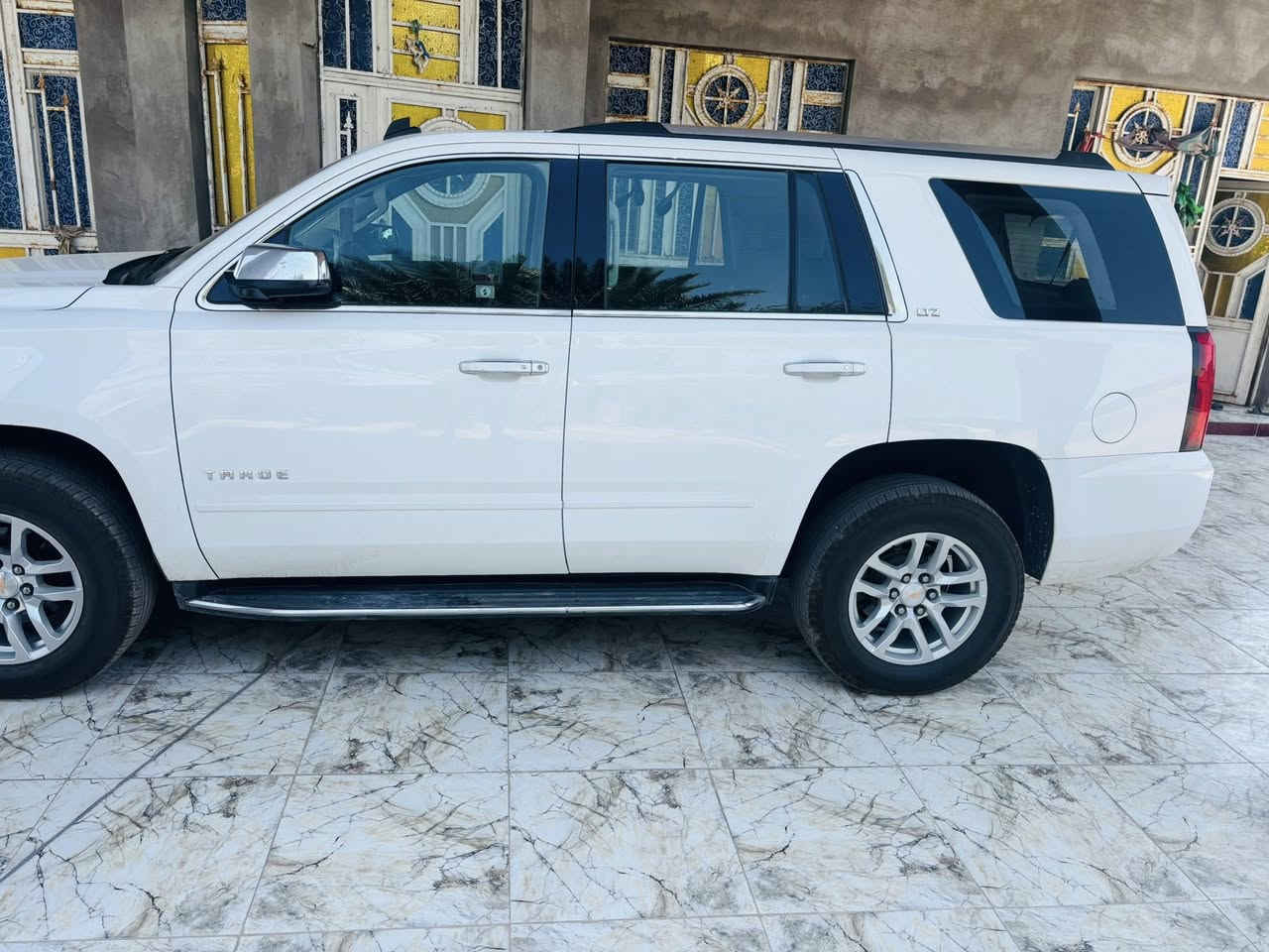 تاهو 2015 خليجي فول مواصفات LTZ رقم اربيل التواصل علا هاذه الرقم ***********
