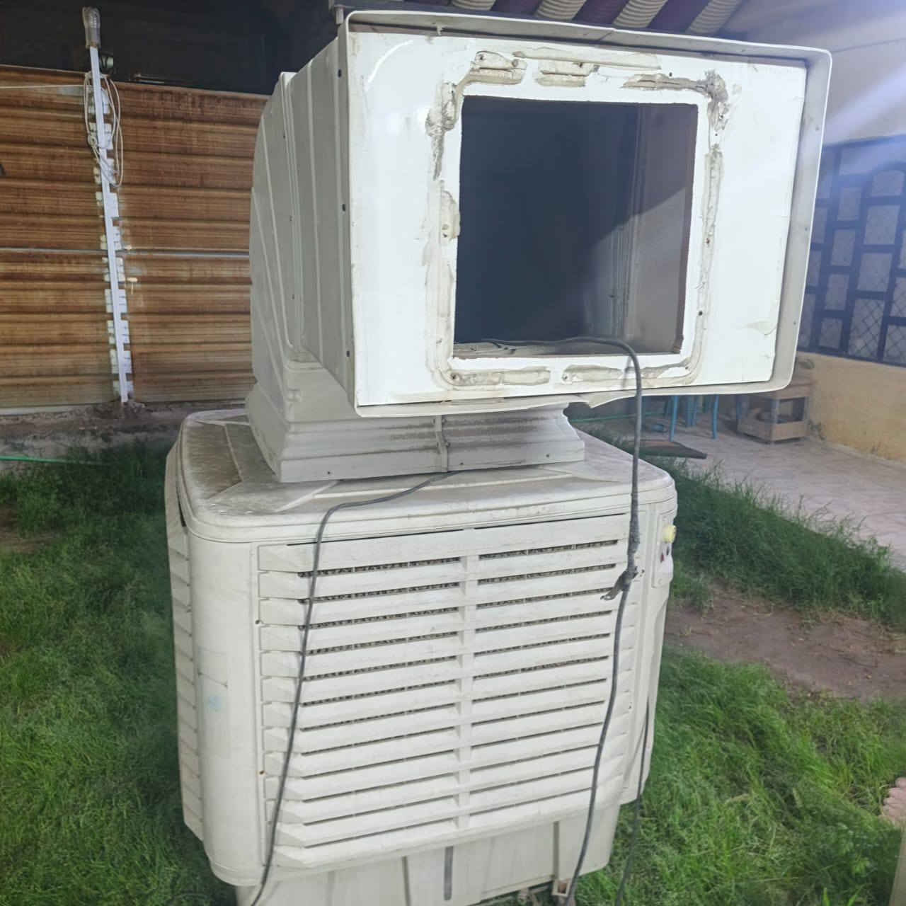 السلام عليكم
مبرده للبيع اخت الجديده ممستعمله هوايه سعرها 300 وبيها مجال ***********
