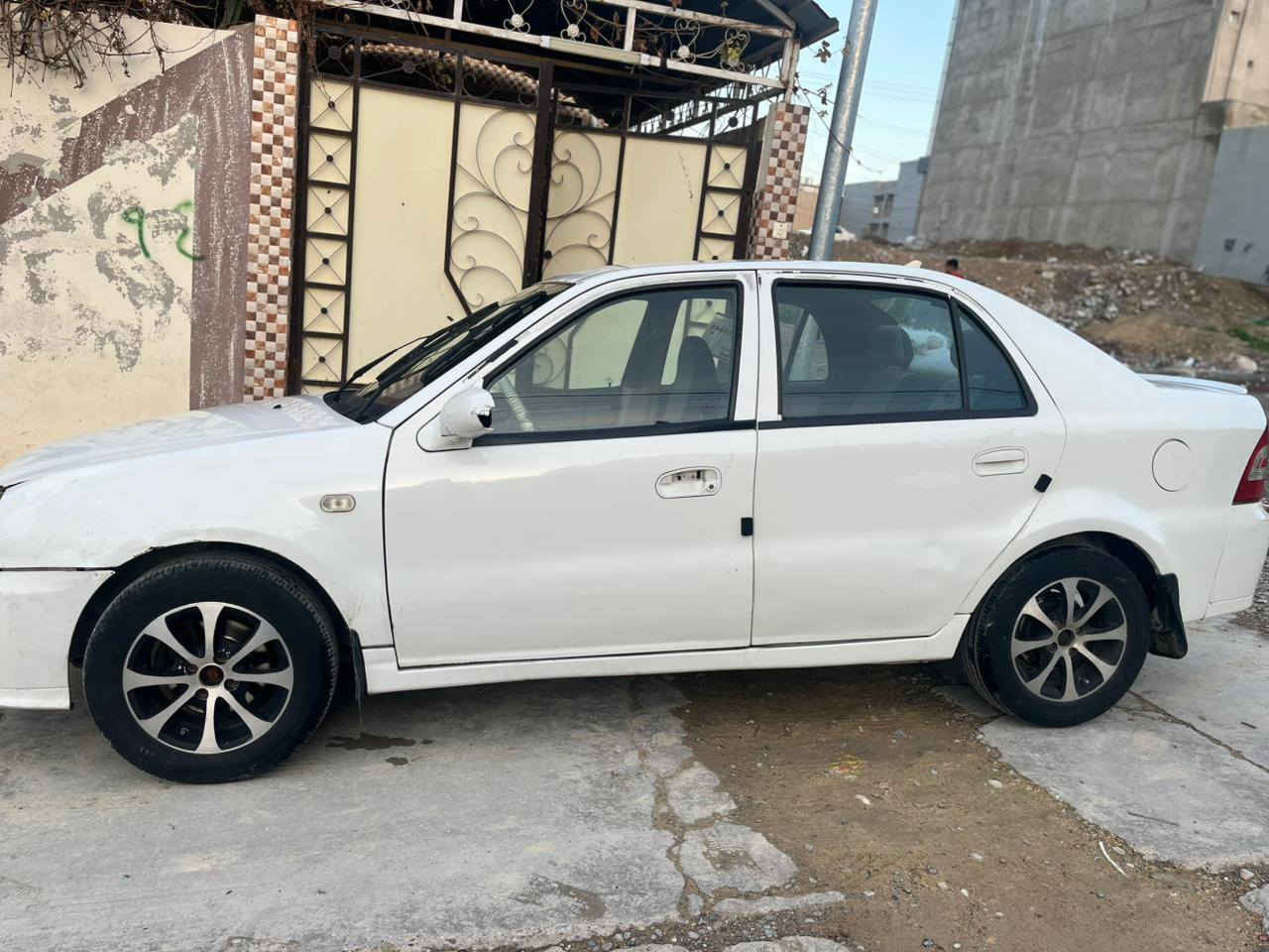 سيكي 2013 سياره جاهزه تتكاتب معا الشرعي مكينه كير تبريد شرط سياره جاهزه  شرط التحويل والوكاله  السعر 35 وبيها مجال اتصل ***********
