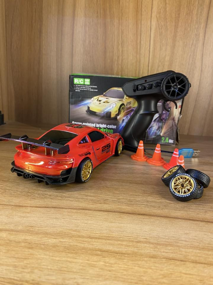 Rc drift car

Porsche 911 
لون مميز جداً special eddition
Scale 1:24 

سرعة 20km/h 

ريموت 2.4ghz يعنى مفيش اى اختلاط

انوار امامية و خلفية و جانبية و  ليد تحت 
تحكم من الريموت فى كل الاضاءه 

خامة فايبر مقاوم للصدمات و ضد الكسر

محتويات العلبة :
عربية rc 
ريموت 2.4ghz
4 عجلات للدريفت غير فيها
حواجز
شاحن
بطارية


**إذا كنت صاحب هذا الإعلان وتريد حذفه لأي سبب، رجاءا أرسل رسالة إلى الدعم الفني**