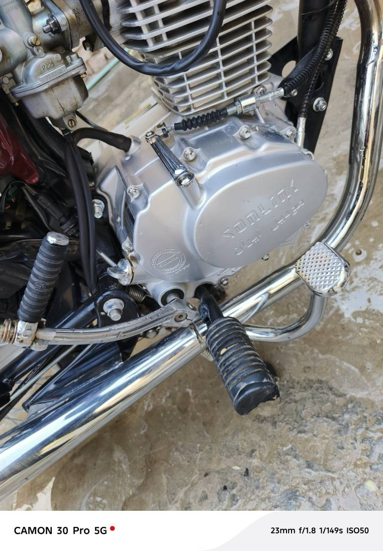 السلام عليكم دراجه نامه سونك موديل 24 دراجه كفاله عامه مكينه مكفوله كفاله عامه دراجه جدييده مابيه اي نقص مكاني  بغداد مدينه الصدرالسعر 700رقمي*********** بغداد, العراق
