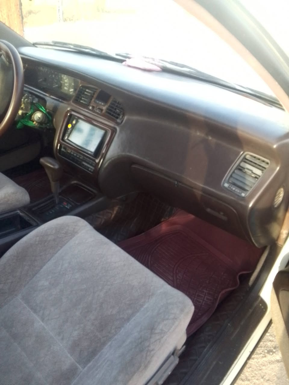 سلام عليكم
سيارة بطه ، فصل،موديل1993 ، مكفوله من الكصه والنقل والضربه ، العنوان  البصره -القرنه- ناحيه الثغر 
سعر السيارة 58
للاتصال رقم الهاتف
***********
