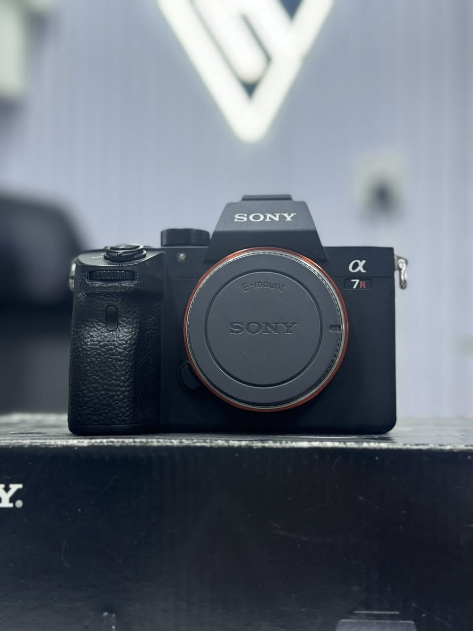 #daste_dw_مستعمل
———————
#sony a7r III body 
Clean 95%
Shutter 29k


**إذا كنت صاحب هذا الإعلان وتريد حذفه لأي سبب، رجاءا أرسل رسالة إلى الدعم الفني**