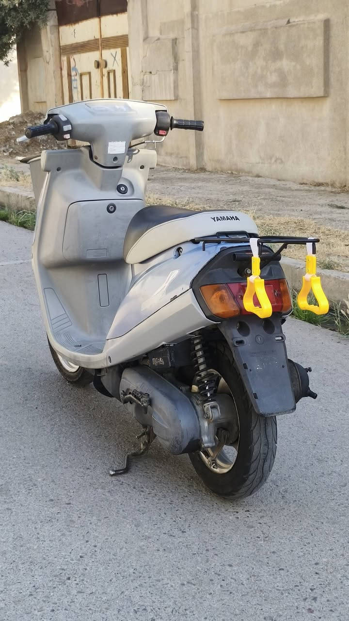 بزون نضيف حيل للبيع
محرك شرط لاصوت اكسن ولا چزه كلو بلادي 

...........تحريكه معدل فوول نگره سلف كلو شغال 

...........اي نقص مابيه كامل ومجهز مكاني حي الوحده

سعر 375..  ***********...***********..
