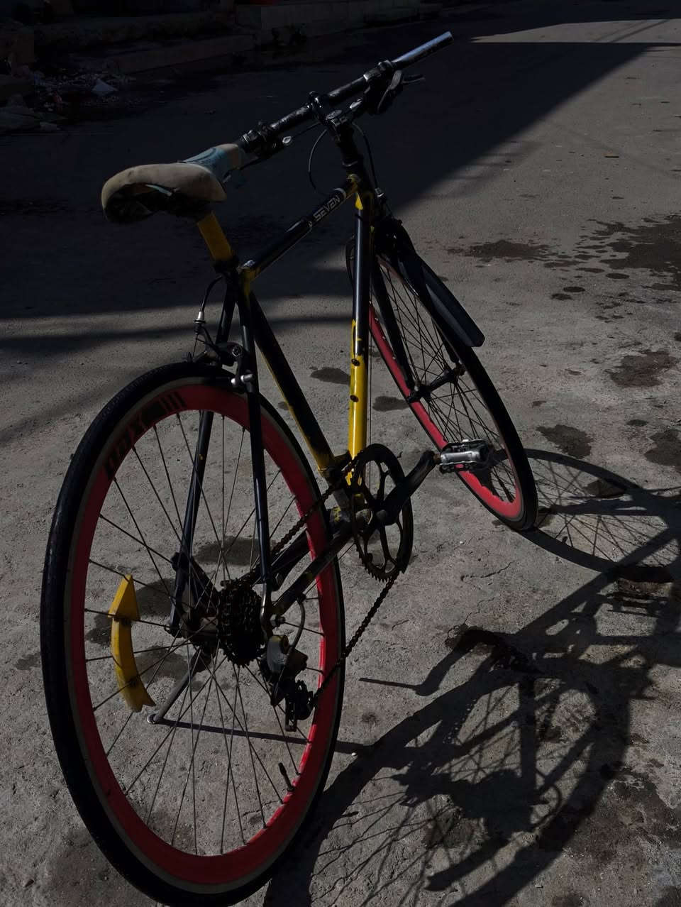 سلام عليكم بايسكل c700 حجم 27 بايسكل الالمنيوم ما بي اي نقص كامل بريكات و عكرب بس بي صبغ اصفر مثل ما موضح بل صور صحباني عود يشاقون و رشوه السعر 75 و بي مجال حك الجية مكاني بغداد الشعب قرب محطة سما بغداد


**إذا كنت صاحب هذا الإعلان وتريد حذفه لأي سبب، رجاءا أرسل رسالة إلى الدعم الفني**