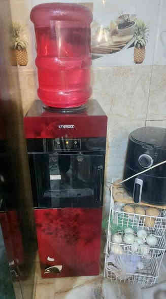 🔴بيع مستعجل🔴
✅ ️تخم قنفات ٧ مقاعد عراقي شركة برونز شغل درجة اولى بدون اي كسر او عيب وسفنج جديد السعر ٤٥٠ الف وبي مجال 

✅️بوفية شاشة بلازما مع الملحقات تاخذ شاشة لحد حجم ٧٥ مع طبلة وسطية جديدة جدا جدا بدون اي عيب سعر ٣٠٠ وبيها مجال بسيط 

✅️ ميز مطبخ ٤ كراسي يتكبر ويتصغر وجه مرمري سعر ٥٠ الف 

✅️ سبلت واحد طن شركة سونك تدفئة تبريد 

تاخذة شغال وعلى الفحص سعر ١٥٠ الف وبي مجال 

✅️ مكناسة كهربائية ٢٠٠٠ واط شركة شونك درجة اولى اصلية ونظيفة جدا سعر ٧٥ الف 

✅️ ثريا ثمانية مصابيح كرستال شغل درجة اولى مع المصابيح بدون اي كسر او عيب سعر ١٠٠ الف 

✅️ براد ماء شاشة شركة كينود ماء بارد وحار 

ب ٥٠ الف 

🆘️ وامو بغد غراض ثانية  كل الأسعار جدا رخيصة وتكدر تسأل وتشوف 🆘️

🏘 العنوان بغداد الغزالية قرب جامع حميد المرعي

☎️هاتف *********** ☎️

متوفر واتس📗
