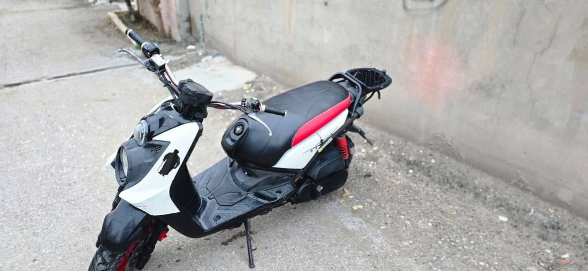 سلام عليكم
دراجة سكنس جبلي موديل ٢٠١١ دراجه نضيفه كلشي شغال بيهة من كهرباء او غيرة الشاصي مالتهة مغلف كاربون فايبر الماصده رياضي الانارة محورة اب ٢ بومه عالي ناصي للتواصل على الرقم ***********
