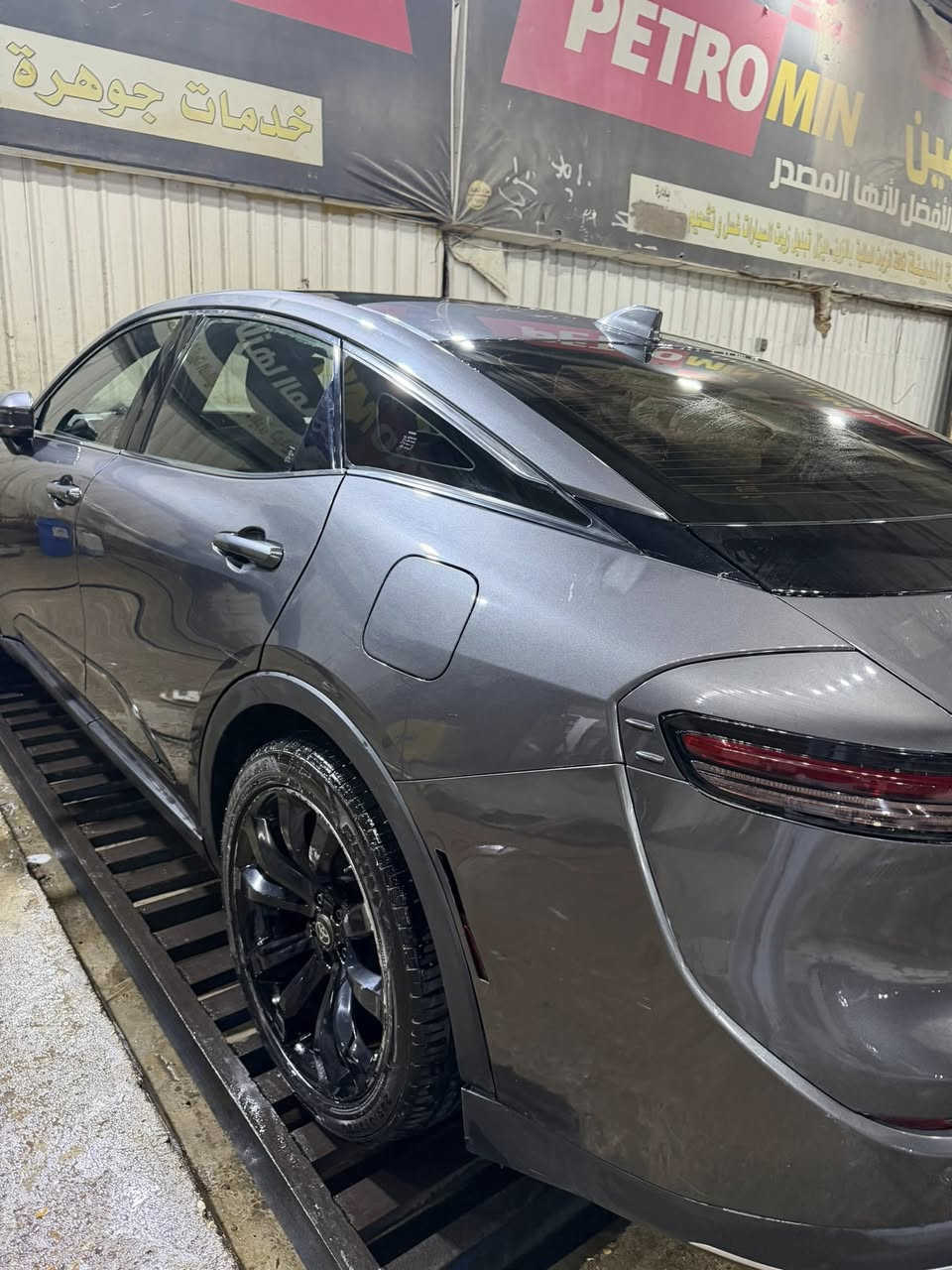 للبيع تويوتا كراوت لمتد ٢٠٢٣ وارد امريكي رقم الشاصي مرفق بالصور حادثها بانوراما مبدله وربع البنيد مصبوغ بدون ايرباك السياره ماشيه ٤٢ الف كيلو رقم بغداد بيها ملاحظات بالكشر الخارجي خدوش يعني مكان السياره بغداد السعر ٢٤٥ وبيها مجال شي قليل للاستفسار ***********
