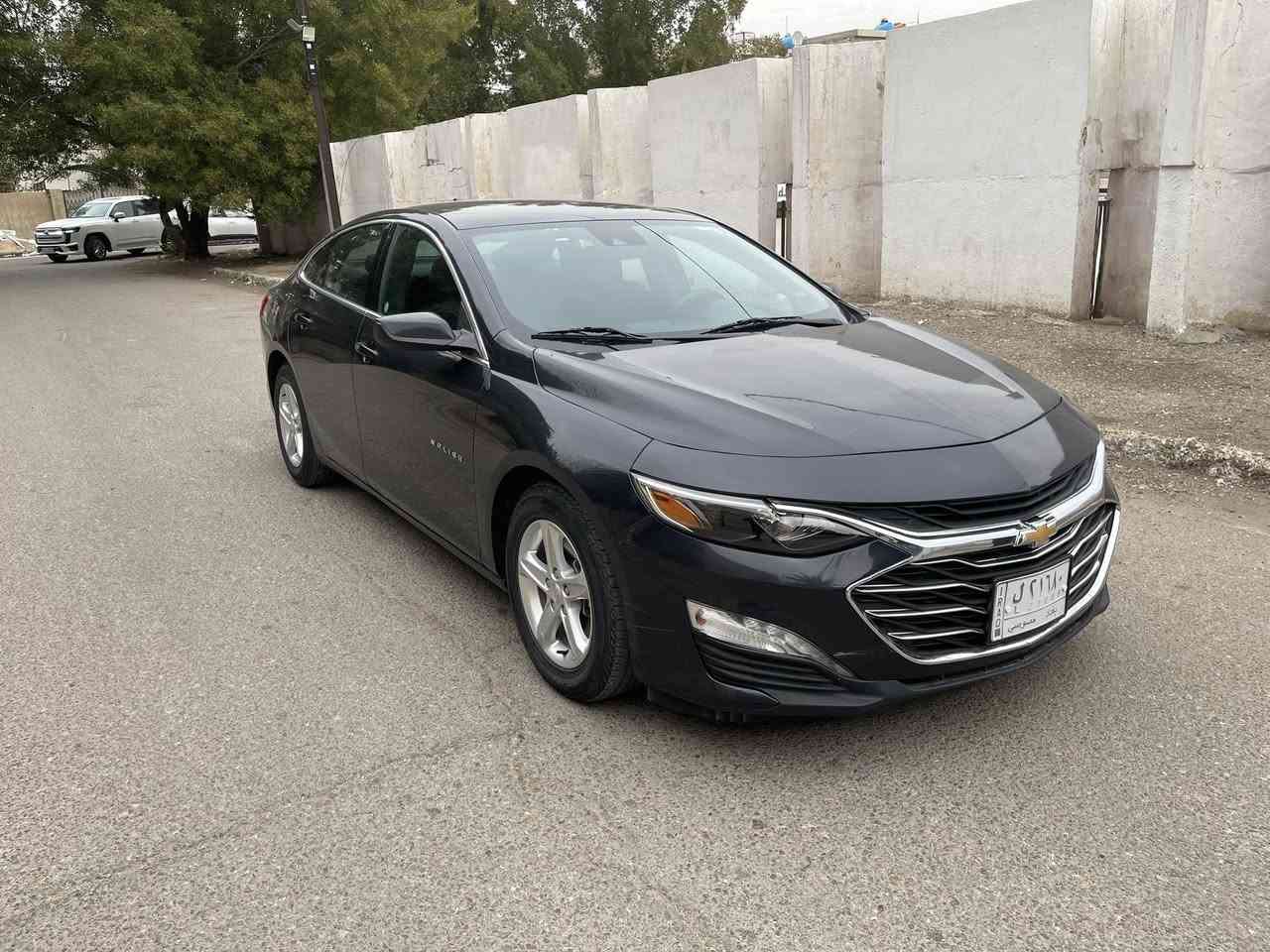 ماليبو 2023 رقم بغداد
سياره حادثهة جاملغ وبنيد مواصفات ltمعروفه سياره جاهزه من كل النواحي 
مكان السياره الاعضمية ***********
