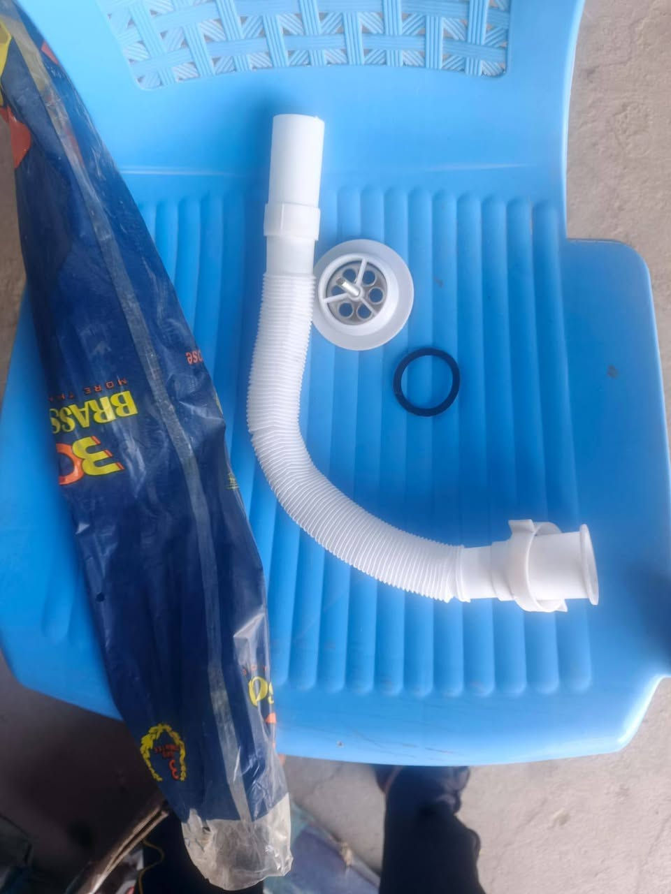 السلام عليكم شباب من رخصة الادمن المحترم
دكم كهرباء عله /٥٠٠دينار مشكل
راس دوش عله/٢٥٠ دينار 
رولة صبغ الحجم الكبير   عله ٢٥٠ دينار 
شطافة عله ٢٥٠ دينار 
دكشن الكبير عله ٢٥٠ دينار 
منفذ ستلايت عله ٢٥٠ دينار


**إذا كنت صاحب هذا الإعلان وتريد حذفه لأي سبب، رجاءا أرسل رسالة إلى الدعم الفني**