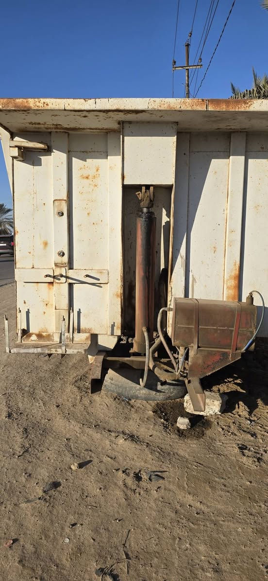 سلام عليكم للبيع بدي سوري جديد ٥ خانات شفقه عاليه ***********
