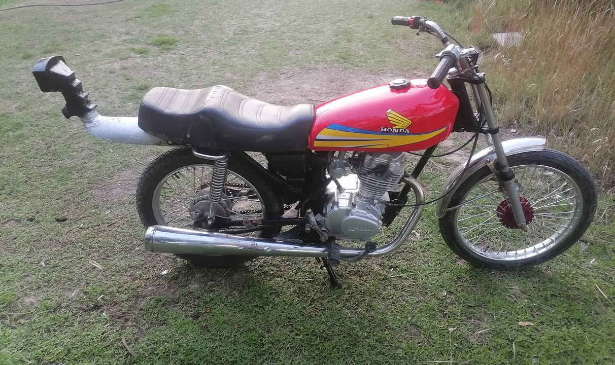 سلام عليكم. دراجه نامه اصلي شلامجه (ما مفتوحه) شرط شلعه ومعدل الدراجه احلى من الصوره نضيفه وكامله تعمير كله 25 وغراض كله جديده شاده الدراجه كلك كلك كلك مكفول من السرقه ناصريه مركز السعر 575 وبيه مجال كلش قليل لشراي *********** بيه وتساب
