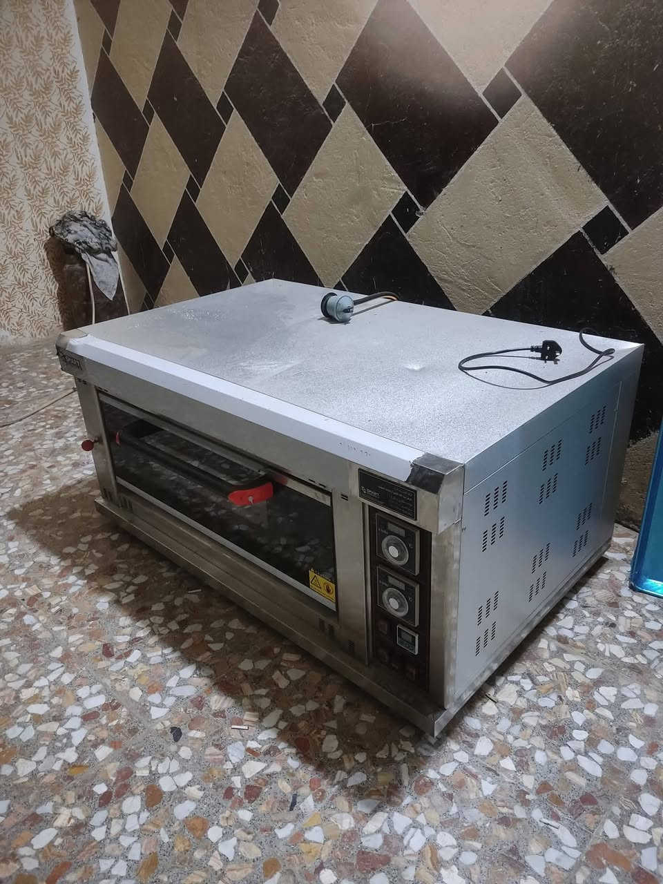 فرن للبيع استعمال قليل كلش السعر 550وبي مجال للشراي المكان بابل السده قرب مرقد بنات الحسن ع


**إذا كنت صاحب هذا الإعلان وتريد حذفه لأي سبب، رجاءا أرسل رسالة إلى الدعم الفني**