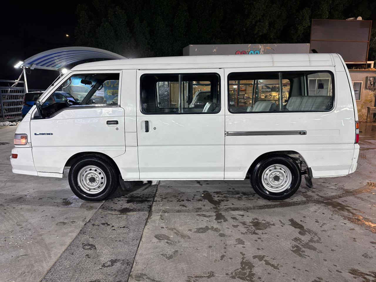 سلام عليكم  
مسيوبوش 
موديل 2011
تبريد قطعتين 
رقم بغداد انكليزي 
باسمي مصفره هيئة وضريبة 
اربعة سلندر بخاخ 
بغداد حارثيه
سعر 100 او بيه مجال 
 الاستفسار الاتصال على رقم تلفون *********** مكلف بلنشر
