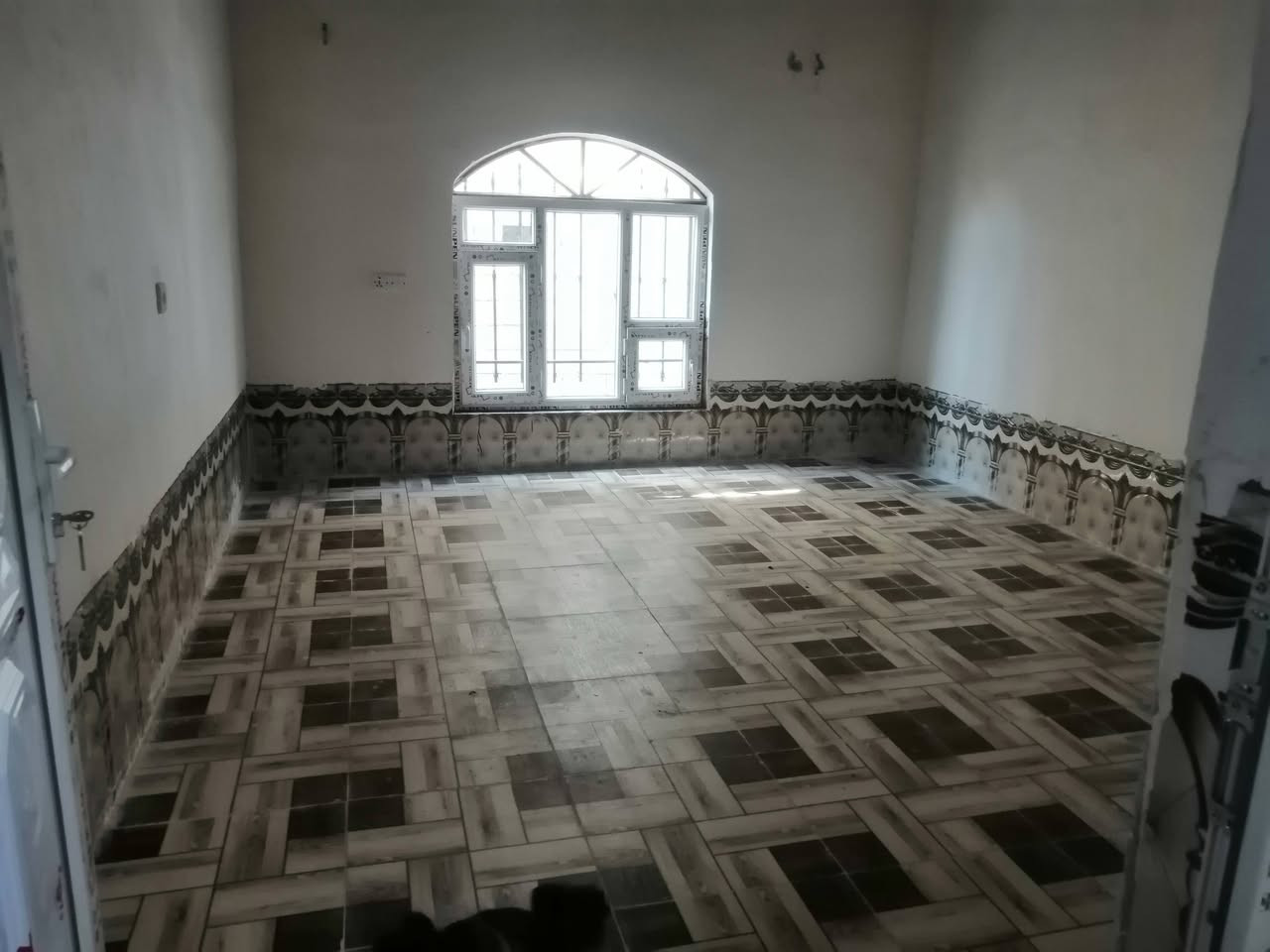 بيت للايجار عويجليه قاعه القيثاره بيت جديد *********** وحياكم الله
