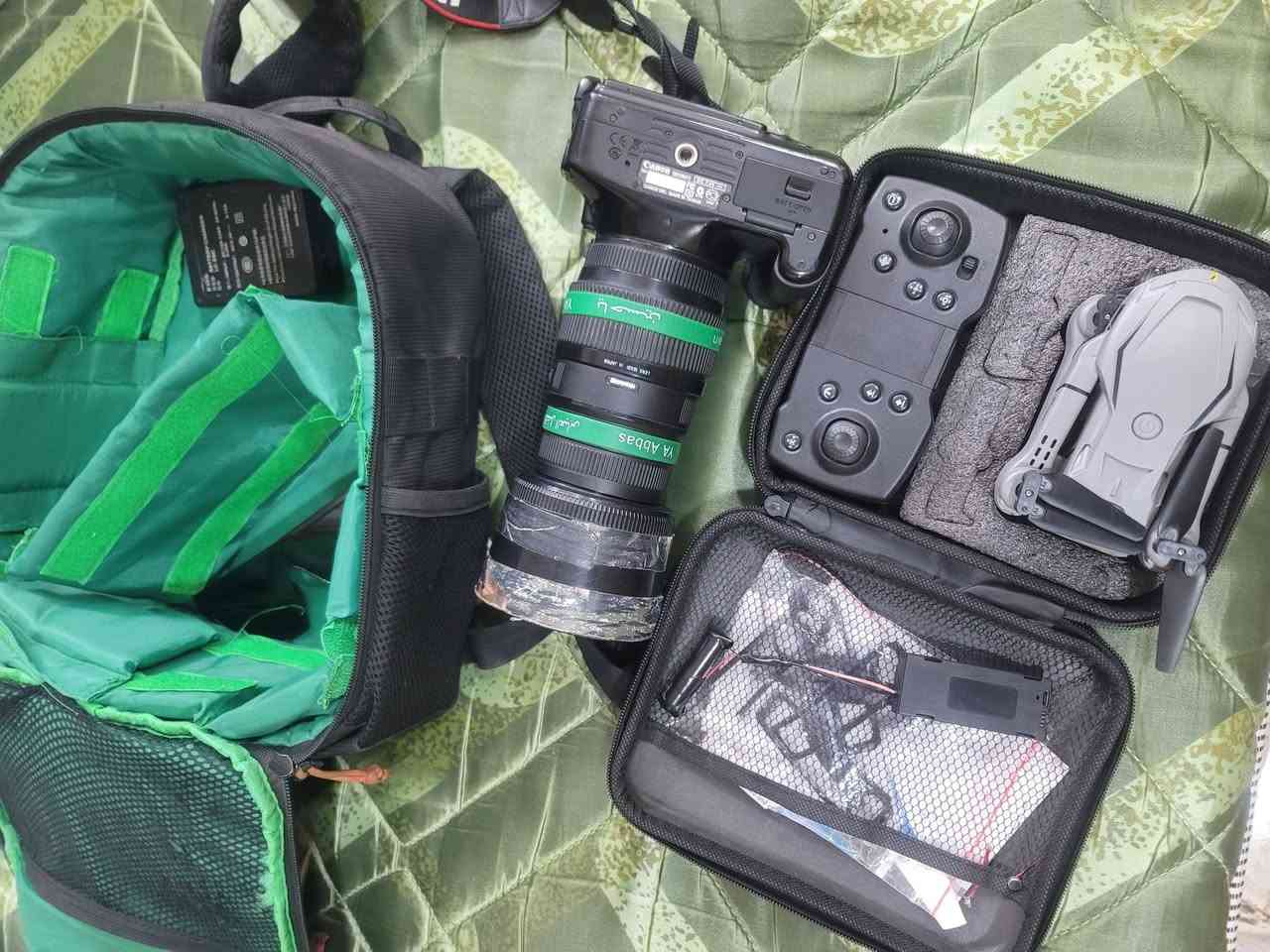 سلام عليكم  اخوان عندي كامره كانون
600d
معه درون صغير وجنطه وفلاش تحويل وبطاريه اضافيه  

وعاكسه شمسيه مامصوره  

سعرهه ٣٥٠ الف


**إذا كنت صاحب هذا الإعلان وتريد حذفه لأي سبب، رجاءا أرسل رسالة إلى الدعم الفني**