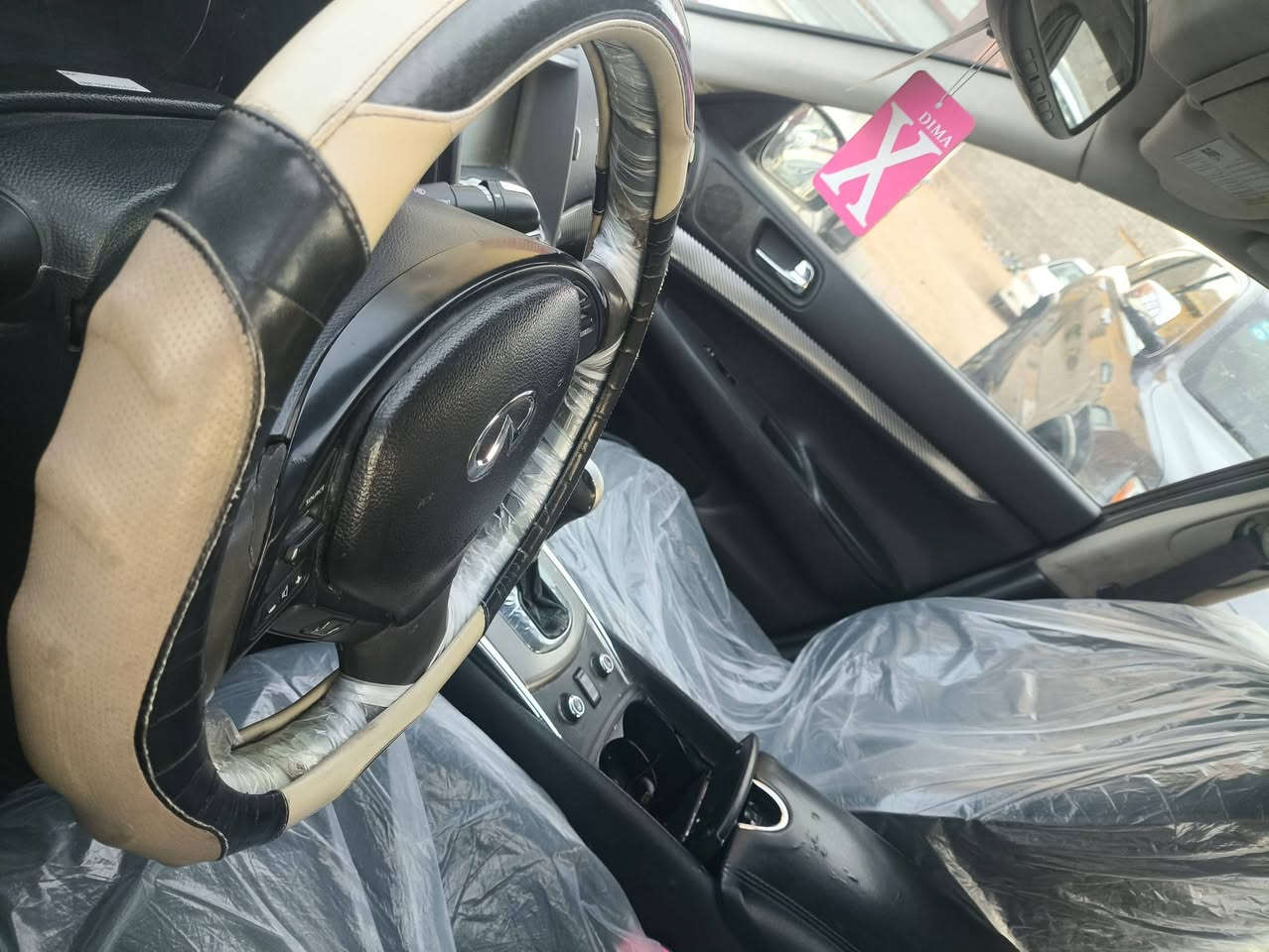 VlP
فول موصفات  
ياباني  للبيع او مراوس  
***********
السعر 11 وبيها مجال 
اذا اكو مراوس ونقيم
