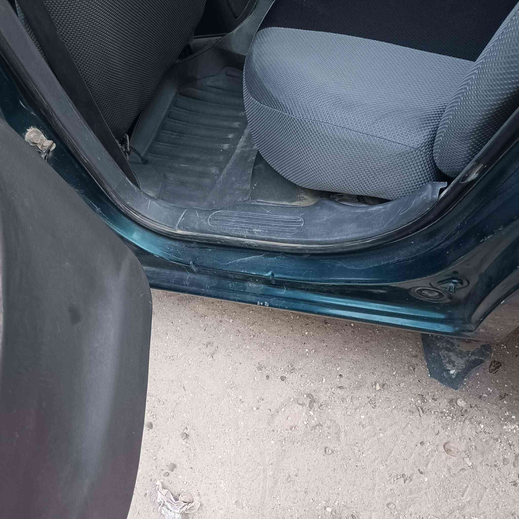 السلام عليكم
دايو نوبرا موديل 99 للبيع السعر ،،،32 ،،،وبيهه مجال للشراي  نضافه شوفه عينك كير محرك ع فحص تجي تفحص وتشوف  ب الشراي يتصل  *********** واتساب موجود 🌹
