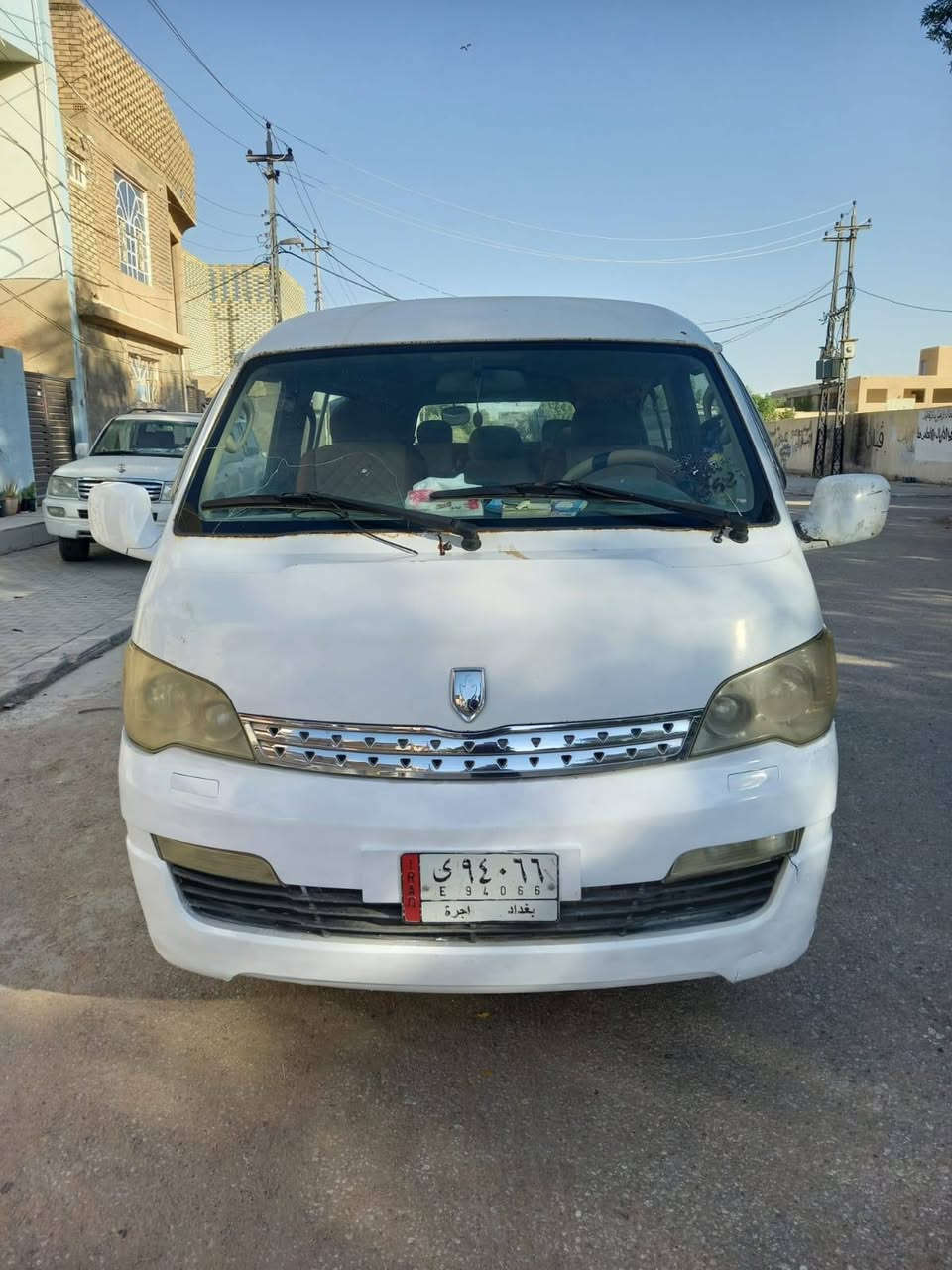 جنبي 2014 بيها وكالة خاصة ما اندل راعيها ابيع عل الموجود مكينة كير حلوات تبريد استوني امحورة شغال ثلج 
كهربائيات كلها شغالة حدادية زينة كشر نضيف دوشمة استوني امدوشمها كاعية وكشنات 
سيارة جديدة بمعنى الكلمة احلى من الصور 

سعرها ب40 وبيها مجال 

مكان السيارة بالنجف 
للتواصل اتصل ***********
