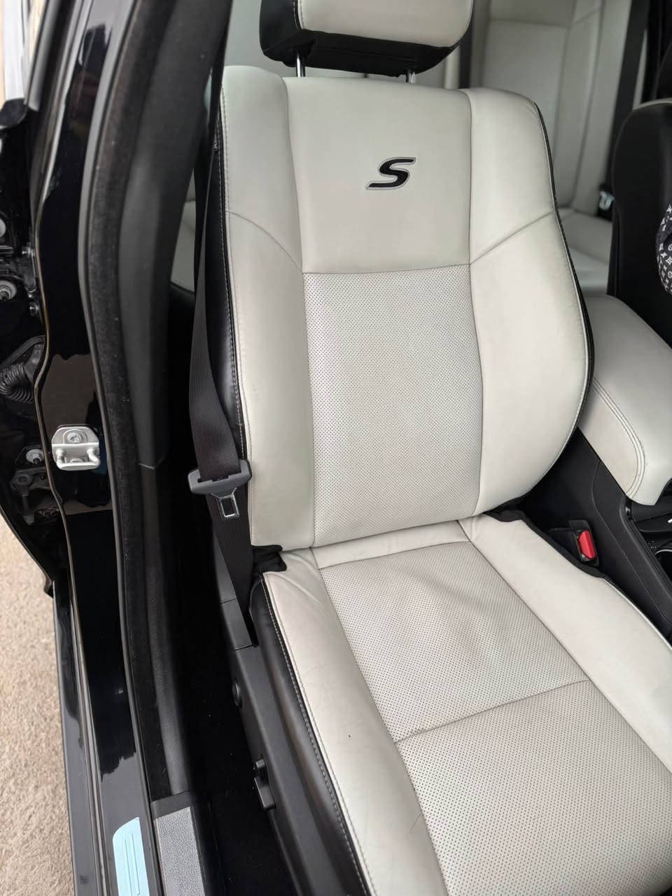 سلام عليكم 
اوباما 2021 Sكندي 
سياره كلين تايتل 
صوره سونار موجود بل منشور
فول موصفات 1/1 
دعاميه بجم عربض 
رادار امامي
رادار جوانب 
سقف بنوراما 
داخل ابيض 
كشنات حار بارد 
استيرن كهرباء 
برده خلفيه بلادي 
لايت زينون متحركه ويا استيرن 
سماعات الباين 
ماشيه 40 ميل 
سنويه هزه جديد 
سعر $329
رقم هاتف *********** كركوك, العراق
