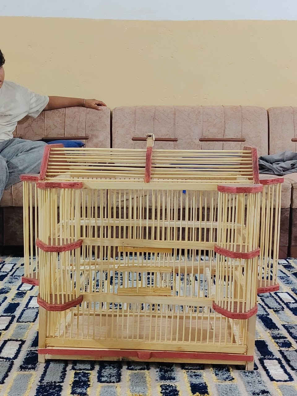 اقفاص للبيع المكان العماره كلمن وسعره ***********وتساب
