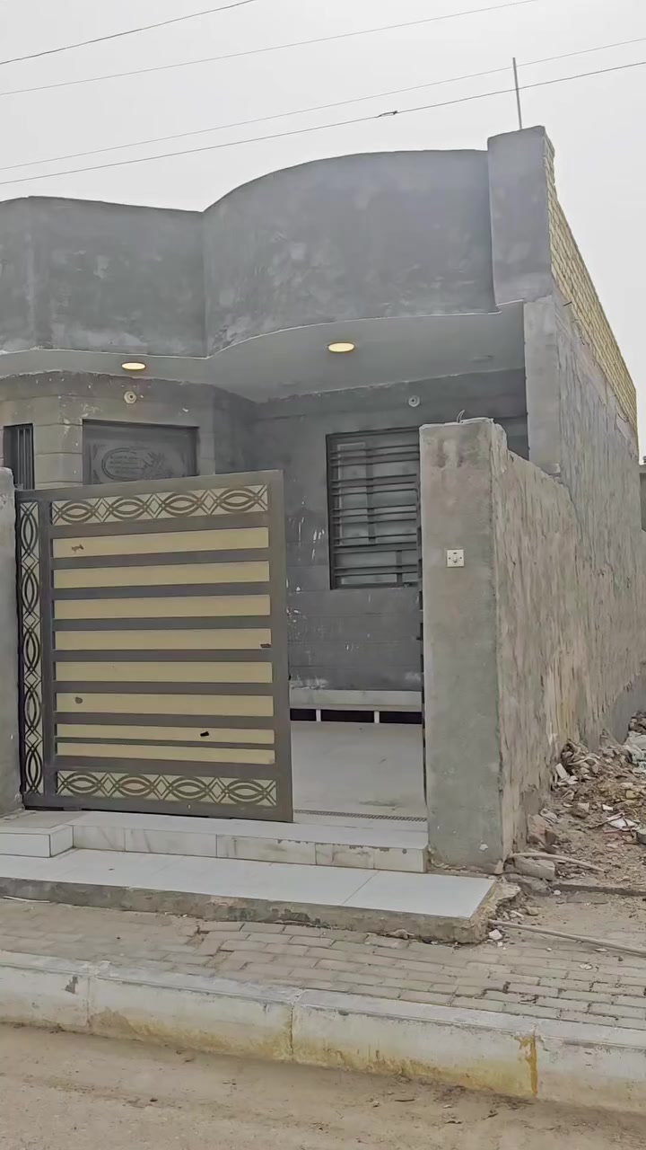 بيت اللبيع طابو صرف مساحه 200 بناء حديث الميمونه حي السلام الفرع مال ماجد ليلو قريب ع سواق فطومه يتكون من غرفتبن وصاله واستقبال مبخ وصحيات استفسارع رقم
0710826866 
*********** 
ضافة شرح توضيحي. 
إضافة شرح توضيحي...
