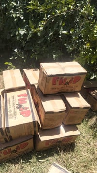 يتوفر لدينا خيط كابسه إيراني للاستفسار الاتصال على الرقم 07735329495