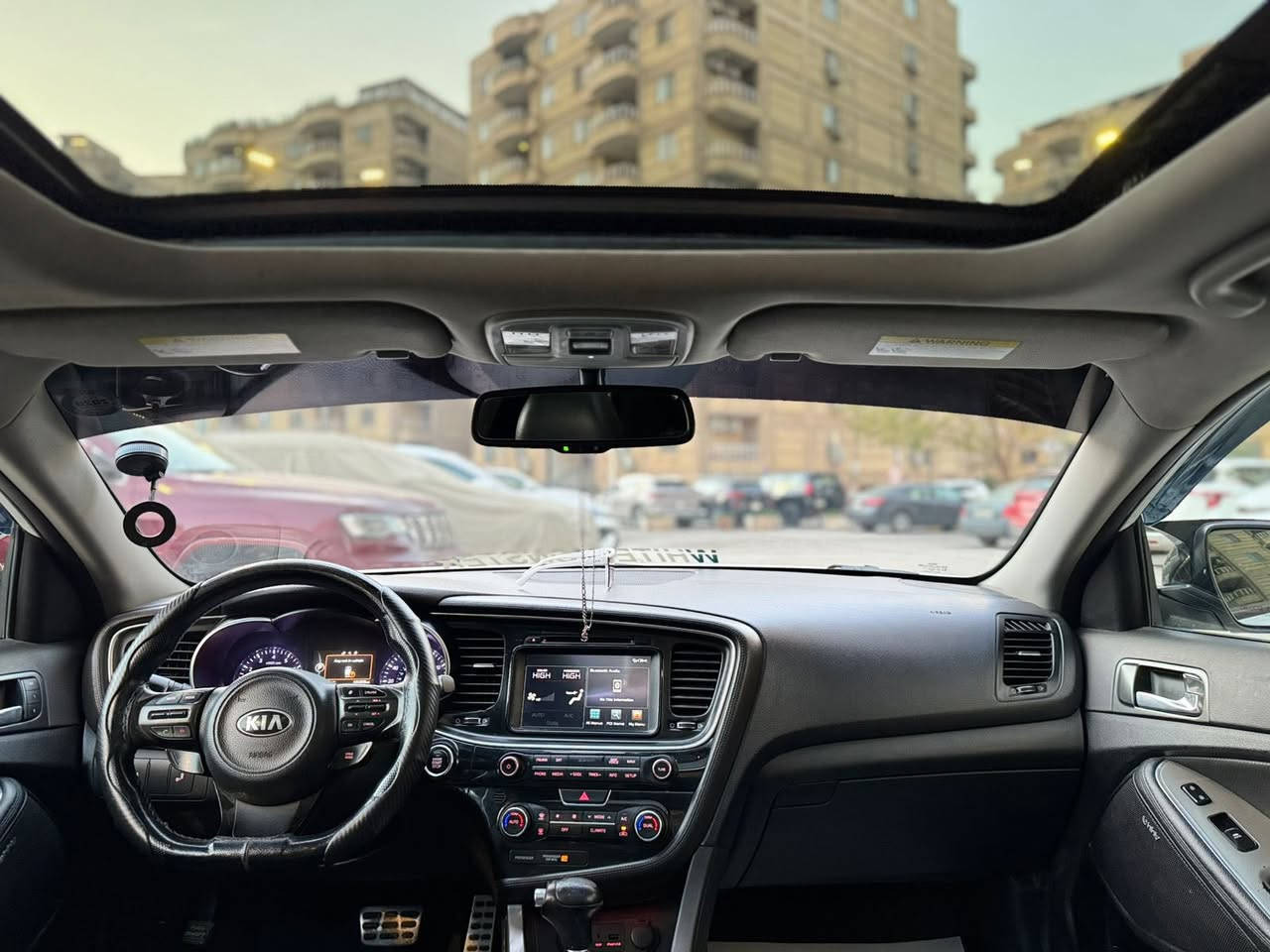 كيا. ابتما فئه SX/ Torbo   اعلى فئه موديل 2015 
ماشيه 103
محرك2000 تيربو جديد
قبل اقل من سبوع من شديته هوه والتوربو 
اللون ابيض +تغليف السقف اسود 
رقم سليمانيه جديد باسمي هزه وفحص  كله جديد شرط التحويل  السياره جاهزه بدون نقص نهائيآ  شرط فحص 
عليها إضافات  عيون الشيطان  وسبايدر ولحايه ومصروف عليها 
مواصفات SX فول مواصفات للاخير 
بصمه تشغيل وبصمه بيبان 
بانوراما.   كشنات  جلد + كهربائي تدفئه + تبريد كشنات امامي خلفي  شفتات ستيرن 
شاشه كبيره + كامره خلفي  شفتات ستيرن 
رادار  جانبي مري شفت  سياره بيهه نضام تحكم سبورت. يعني بكيفك   
سماعات infinty  يعني 12 سماعه 
تبريد مناخين منفصل  تبريد قطعتين  وبعد هواي مواصفات بيها الجناي  يعرف هاي فئه 
سياره وارد امريكي  مبدل بوب 2  نفس اللون  الصليات سعر 110 وبيهه مجال مكان واسط الصويره ***********
