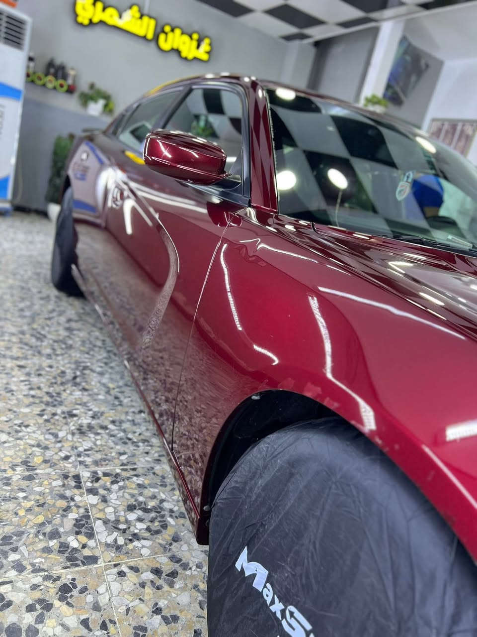 السلام عليكم جارجر 2018 sxt نص فول السياره بلاديه بدون قطرة صبغ كما موضح في السونار ضررها من امريكا فتح العقل فقط كلين تايتل وهنا بالعراق صار بيها طخه خفيفه بارد بل جنطة رقم بغداد أنكليزي تحويل مباشر ثاني وسياره مناقصه ولا اي شي من الدعاميه للدعاميه مكفوله كفاله عامه سعرها 225$ وبيها مجال ديالى بعقوبه اتصال ***********
