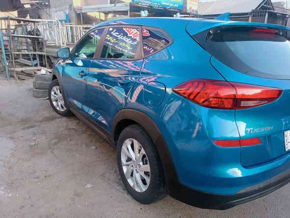 السلام عليكم توسان 2019 امريكي ماشيه 82 كير ومكينه 2000 مكفولات تبريد ثلج صدر جديد باتري جديد زوج تايرات امامي جديد مواصفات رادار امامي سايد بريك بصمه شاشه بلاديه كامرا دواره تحكم استيرين جهتين كشنات جلد حادثها بابتين بجم كبس شواصي ولغود مكفولات من دكة جاكوج سياره جديده كلش مال بيت استخدام شخصي ربع متصرف عليها بسمي تحويل ثاني يوم سنويه ساقطه رايدها ب154 وبيها مجال ***********
