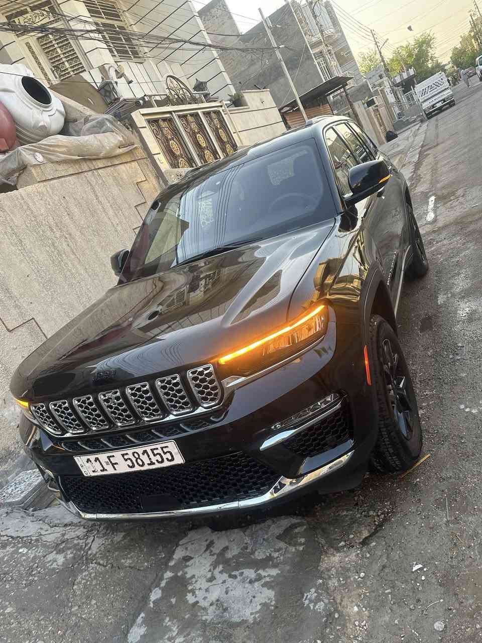 جيب 2024  بصمة جلد بيهة بنيد وجاملغ  بدون دواخل ماشية ١٠. خمسة راكب السيارة جديدة ونظيفة  مكفولة من جميع النواحي.  رقم بغداد شهداء وكاله عامه مكينه ٣٦٠٠ مكاني بغداد السعر. 267.         ***********

