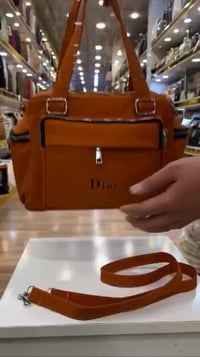 حقائب نسائية • جودة عالية • سعر مناسب