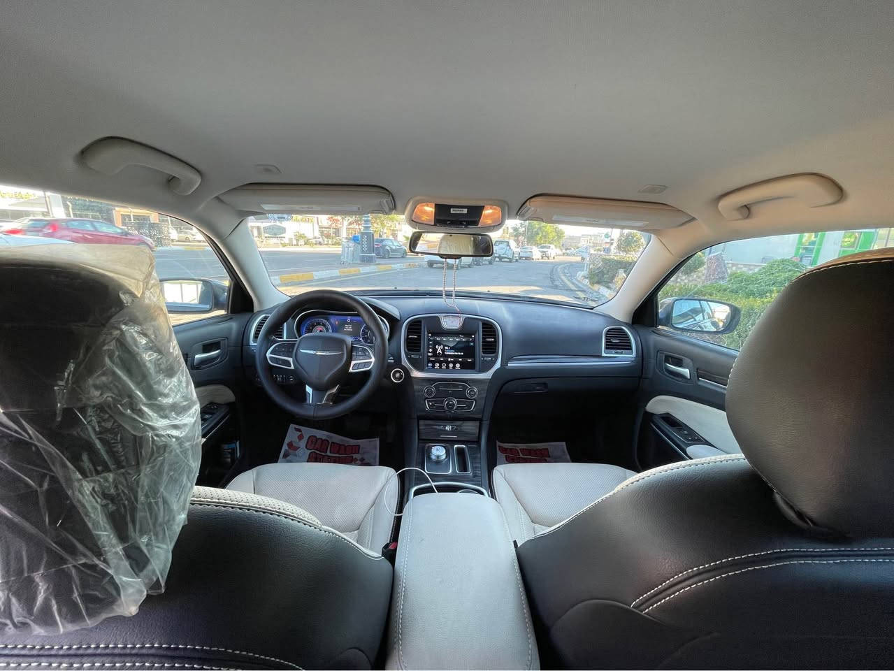 ‎السلام عليكم 🌹
‎اوباما2022  c300 للبيع❤️🧿
‎محرك 3600 🔥
6v
تورينك 
‎تو ويل
‎المواصفات :❤️💪🔞

‎تشغيل عن بعد

‎داخل ابيض  كشن 

‎تاير جديد وصدر جديد
‎هزه جديده سنويه جديده
‎تحكم ستيرن
‎كشنات كهربائيه 

‎شاشه كبيره تدعم كار بلي 
‎كامره خلفيه
‎وباقي المواصفات للسياره معروفه
 
‎السياره بابين مبدل بلادي جامرلغ تجاري 
بدوووون دواخل بدووووون ايرباك 
‎السعر :خابر تدلل 
________________________________
‎للاستفسار عن تفاصيل اخرى مراسله خاص
‎المكان كركوك
‎او الاتصال على الرقم  0771 776 1880 كركوك, العراق
