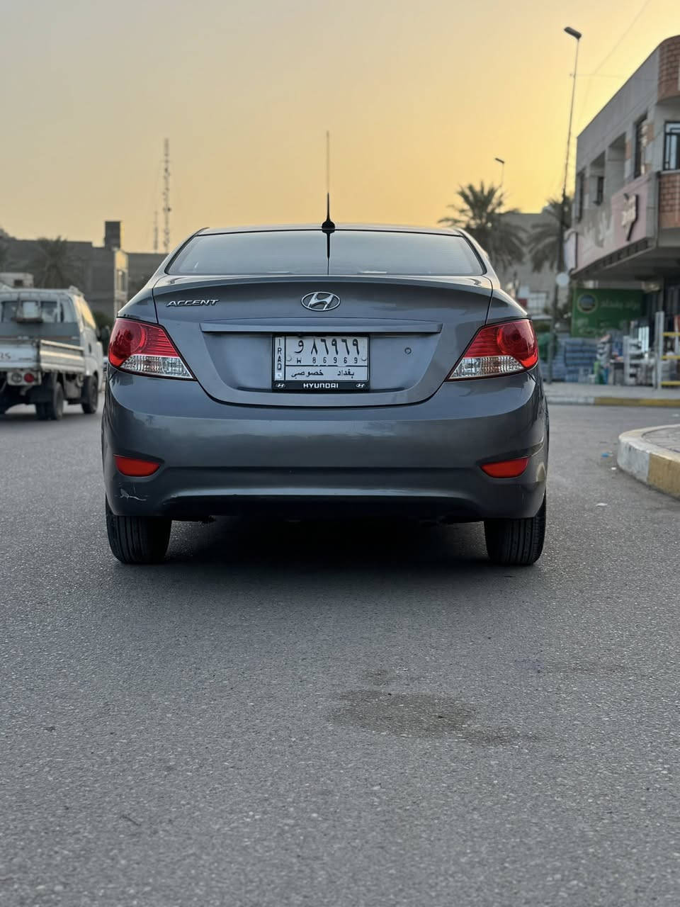 سلام عليكم اكسنت موديل ٢٠١٣ وارد أمريكي داخله أكلين ليبل واحد ماشيه ٩٧. سياره جديده متصرف عليه ألف مكينه كير مكفول صدر تبريد تخم تاير سياره بيه ٣ قطع أثر شخوط مكفوله من الضربه وأفتح فقط رش بدون معجون على وضع الشركه رقم بغداد مكان بغداد شارع فلسطين معروضه89بيه مجال حق جيه ***********
