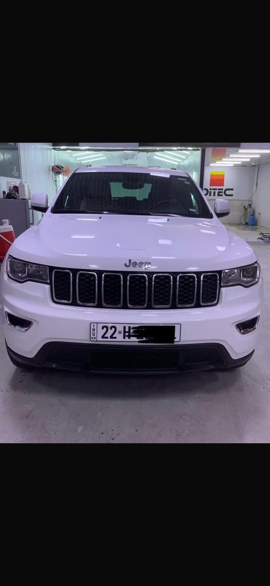 جيب شيروكي لاريدو 2017 
وارد كندي كلين تايتل كفاله عامه
ممشى 55 الف كيلومتر 
سنويه وهزه جديده 
السياره نظيفه جداً 
سعرها 260 وبيها مجال
***********
