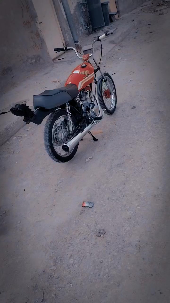 يابه نامه تيربو مديل 25 (كلك) مكينه مامفتوحه دراجه مانقصه شي شرط شلعه ومعدل 550والشراي ينتصل ويدلل ***********
