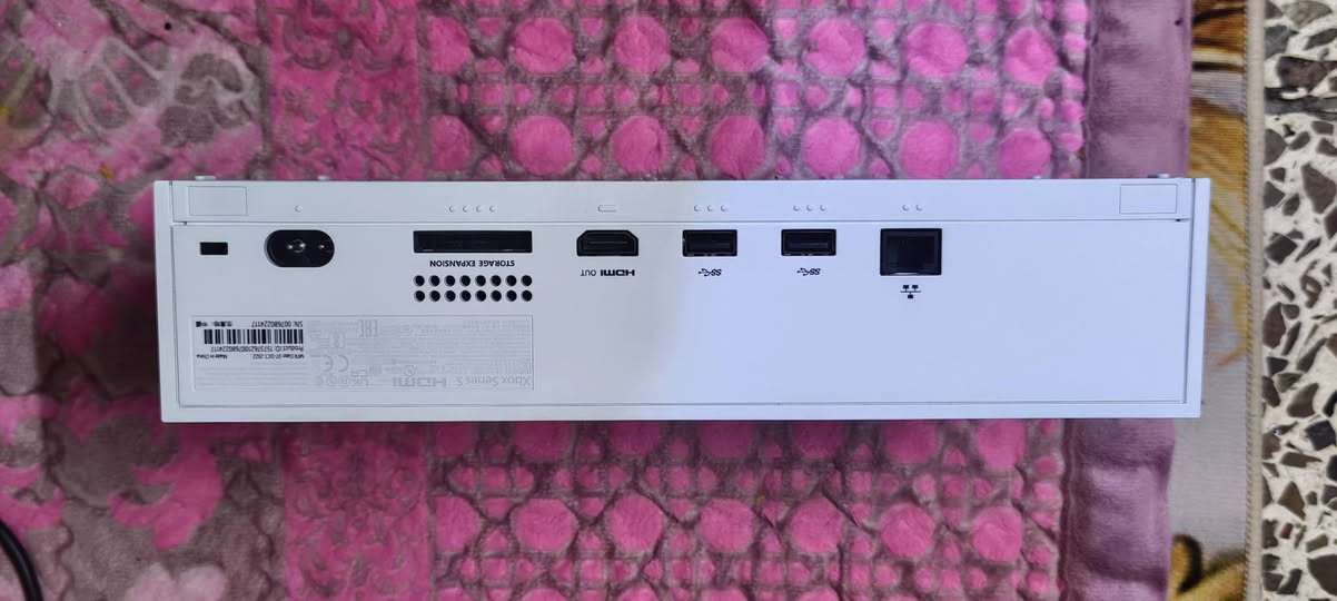 للبيع سيريس اس كامل محلقات نضيف استخدام بسيط
جوستك واحد مع بطاريات وقاعدة بطاريات
الكير اليمين مال جوستك بيه درفت قليل ( موضح بالصورة) 
سعر 300 قفل مابيه اي مجال كلش
مكاني بغداد


**إذا كنت صاحب هذا الإعلان وتريد حذفه لأي سبب، رجاءا أرسل رسالة إلى الدعم الفني**