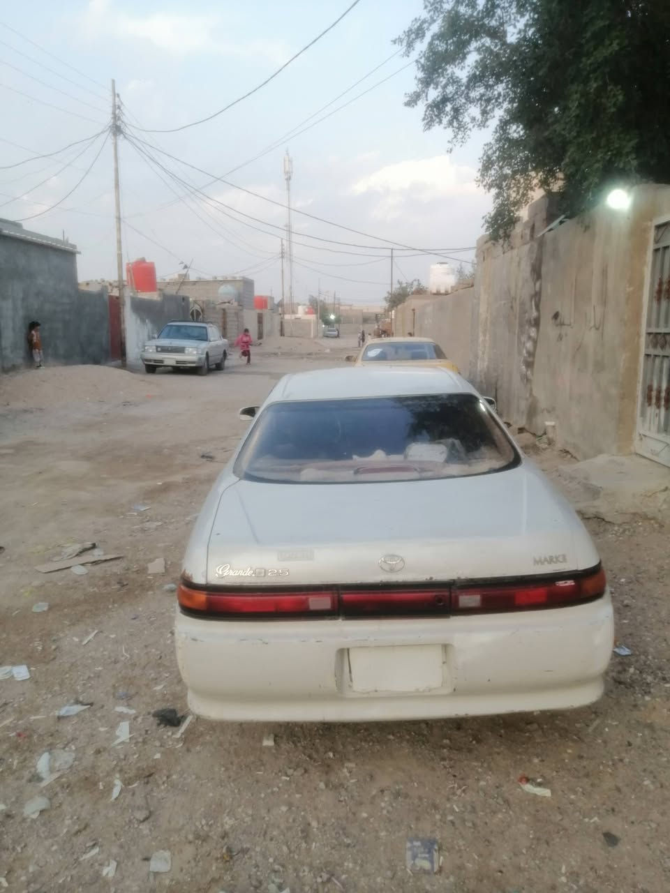 سلام عليكم سياره مارك نفخ مكفوله كص ونقل مكينه وكير ونجي كير بي ضعف حداده حلوه رقم أسود معامله كامله كهربىيات زينه مكاني بصره سياره تحويل رقم الهاتف *********** سعر 25 المراوس حسب قناعه
