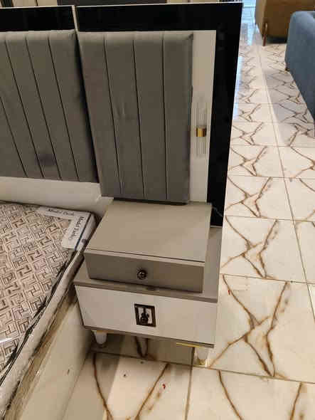 10 قطع كنتور مع ملحق 340 اناره براكيت بالسرير شازلون مخزن سرير مخزن بسعر 1350 شامل الشد والنقل متوفره الان في معرض الشركه الكائن طريق رفاعي نصر مجاور جامعة اوما الاهليه للاستفسار اكثر يرجى الاتصال على الارقام التاليه
***********
*********** واتس فايبر تلگرام 
البيع بطريقة النقد والاقساط 
الشد والنقل داخل محافظة ذي قار مجانا
