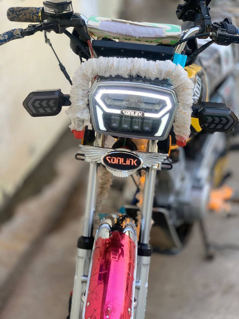 لــلــبــيــع 🎬
تايكر موديل 25 بعده زيرو
 وزن ثقيل .
دشبول شغال .
ضوء عالي و ناصي و ليد حيل قوي .
Mp3 شغال اقواس مغلفه نشرات + نشره بال بگ لايت + اشاير شغال ضوء ازرك +
 محرك ما مفتوح
نشاط فولل 
شرط كلشي شغال ومتروس نشرات 
 تشغل وتطلع ٰ. 
السعر 700 وبيه مجال قليل
المكان بيجي •
الموشراي لايتعبني رجاءءءء •
الستفسار***********
