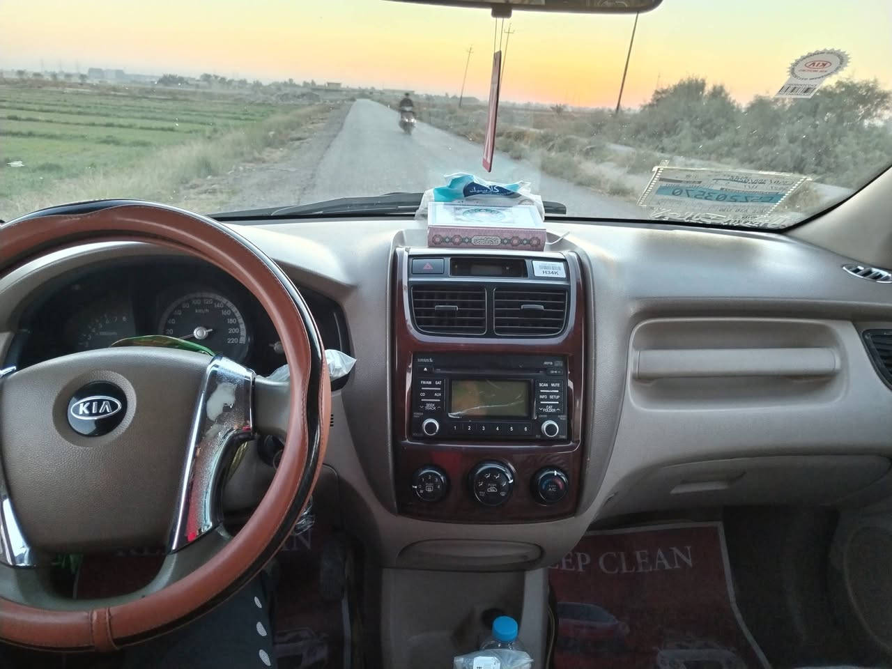 السلام عليكم
كيا سبورتج موديل ٩ خليجي 

محرك ٢٠٠٠ دوش كفاله لاتنقص ولا تنخير كير كفاله تبريد ثلج حداديه جديده تخم تايرات جدد السياره جدا نظيفه ونشطه ونعامه وجاهزه من كلشي فقط بيه حك شبر بالبنيد صبغ ودعاميات صبغ تجي وتشوف بعينك

مواصفات معروفه

محرك 2000 دوش

كير نمرتين عادي واوتو

تبريد ثلج

نظام اي بي اس ابريك 

داخل عسلي

نظام فور ويل

دبل صالنصه

لايت زنون عالي وناصي 

تقفيل ذاتي

حداديه خلفيه واماميه جديده شرط التراي والنعومه

تخم تايرات جدد 

نظافه ونشاط ونعومه 100 /100

بيه فتحه 

رقم بغداد دولي رقم وهزه وسنويه تحويل مباشر باسمي

مكان بغداد

تلفون *********** بي واتساب 

السعر اكتب رقم 1 يجيك على الخاص
