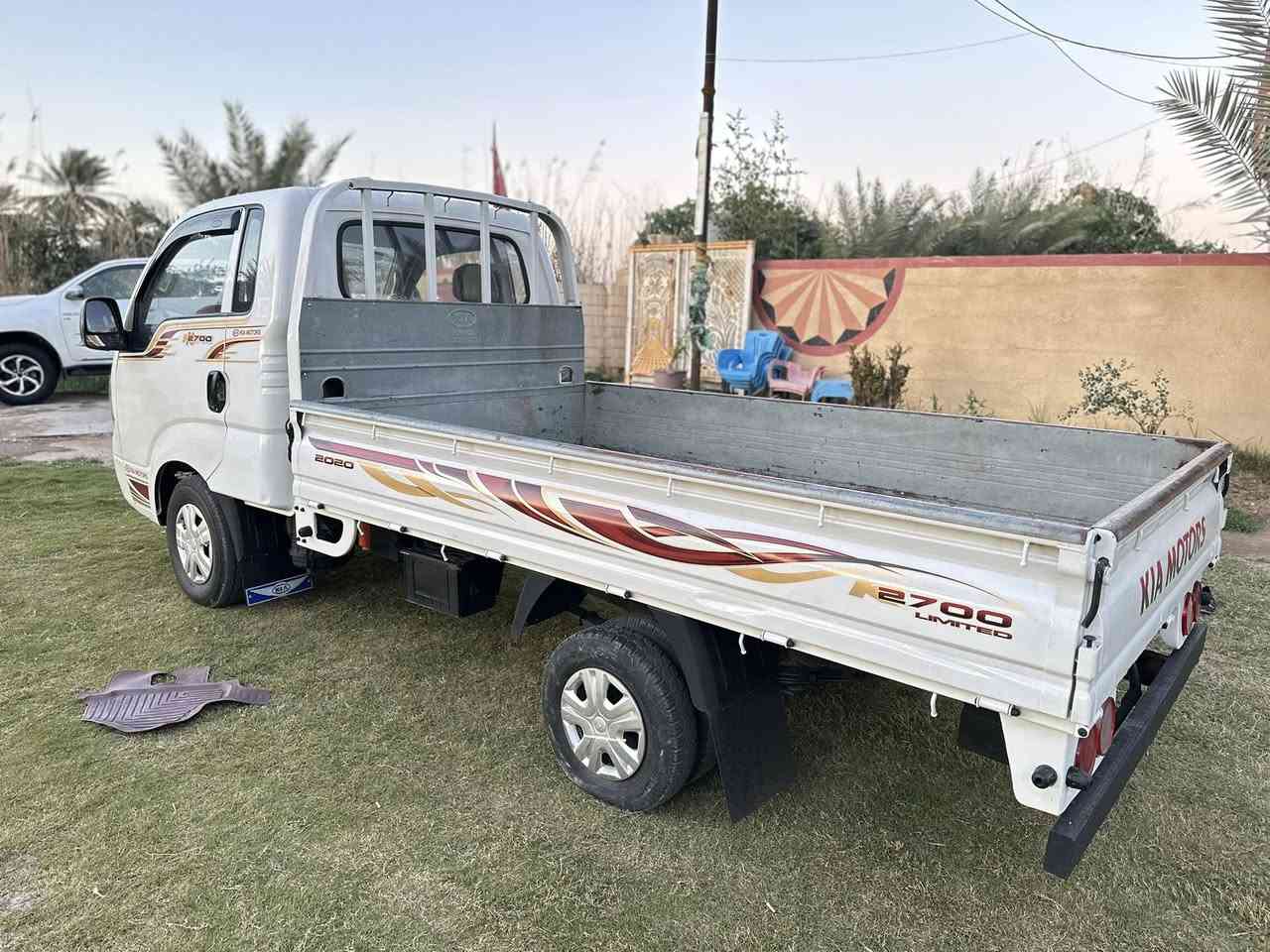 كيه للبيع ٢٠١٥ رقم كربلاء انكليزي جاهزه السياره دوشمه جديده السياره حلوه جاهزه المكان بابل النيل السعر ١٠٣ وبيهة مجال 

‭٠٧٧٣ ٣٧٤ ٩٢٣١‬
