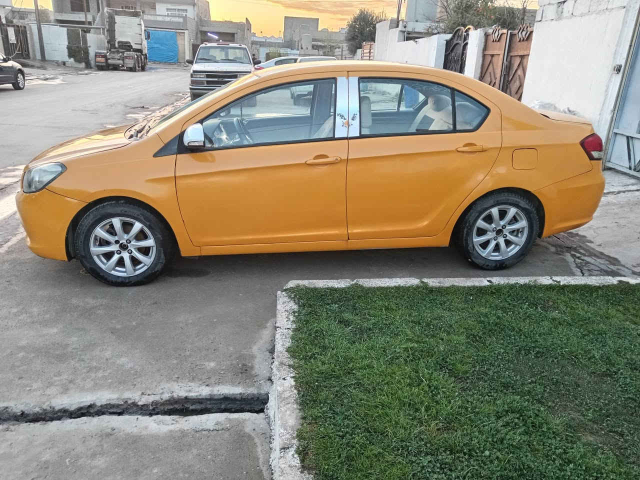 كريت ول ١١ للبيع باسمي دفتر بانزين غرامه نقابه صفر ممطلوبه شي تبريد بي ليك فقط تدفئه شغال سعر ٤٧ بي مجال الاتصال ع رقم ***********
