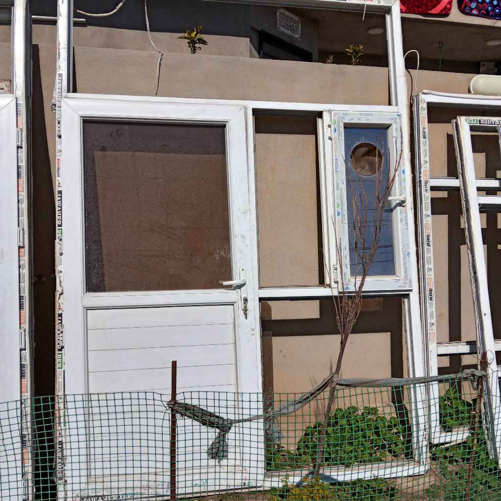 قاطع بلاستك عدد 2 السعر مناسب الشراي يتصل مكلف بنشر *********** كركوك, العراق
