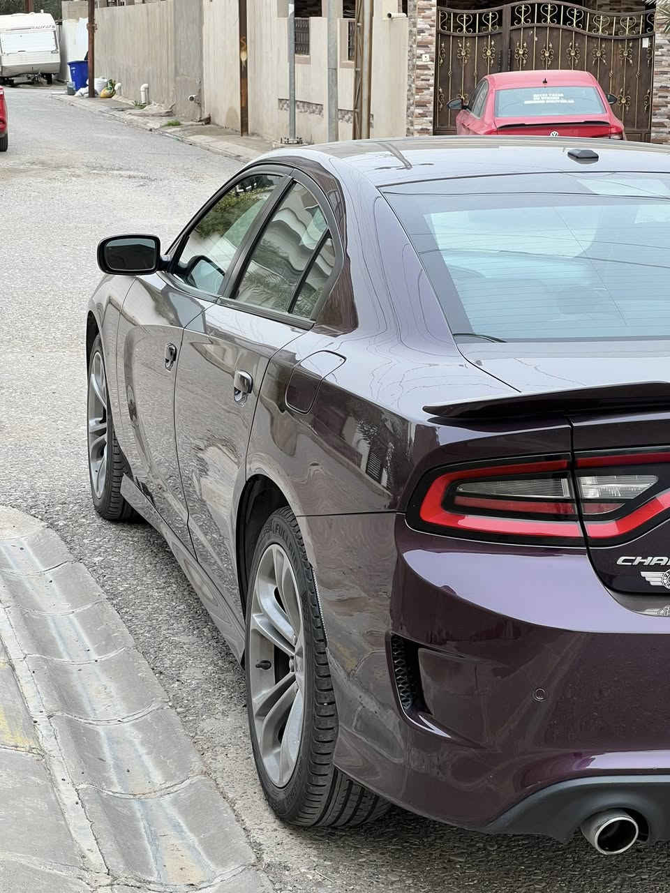 جارجر جيتي بلاص 2021 Gt plus
فوول مواصفات؛ فتحه ،رادار امامي وخلفي ،كشنات كهرباء  ،مراية قلابة،مقاعد تبريد وتدفئة ،نقطة عمياء،
حساسات، رادارات ، 
مكاني كركوك وبيها دفتر بانزين
**السيارة خليجية شركة هارلم صارت بيها شخط طرف السكن وانصبغ بشرط بدون دواخل بدون ايرباك 
للاستفسار : ***********
