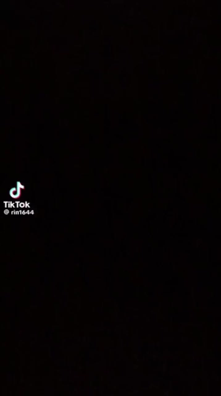 مكوى وخياطة أناقتي وبس الدقة في العمل عنواننا حي الجهاد شارع بين البقلاوة والضباط مجاور عمارة الريحان للاستفسار 
***********
احدى الزبونات جابت النه هذا الفستان سدينه من الجاكات واخذنه من التخصير 🥰🥰
